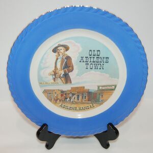 VINTAGE OLD ABILENE TOWN KANSAS SOUVENIR PLATE WILD BILL HICKOK BLUE JAPAN 10"